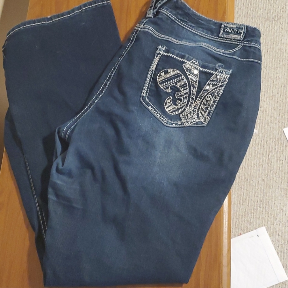 Vanity 34W/33L Curvy Jeans